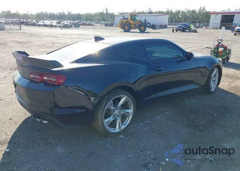2021 Chevrolet Camaro Rwd Lt1 from USA, damaged, VIN 1G1FF1R73M0108481